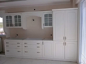 Çengelköy Küçük Mutfaklar İçin Kullanışlı Dolap Modelleri